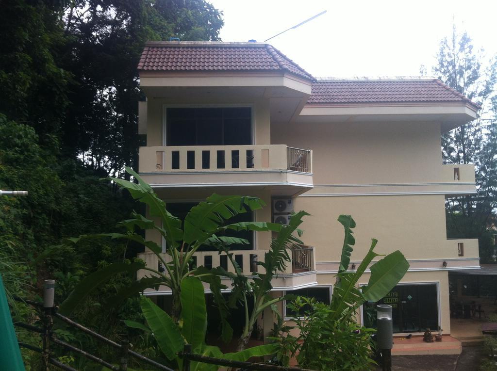 Hotel Feng Shui House Patong Esterno foto