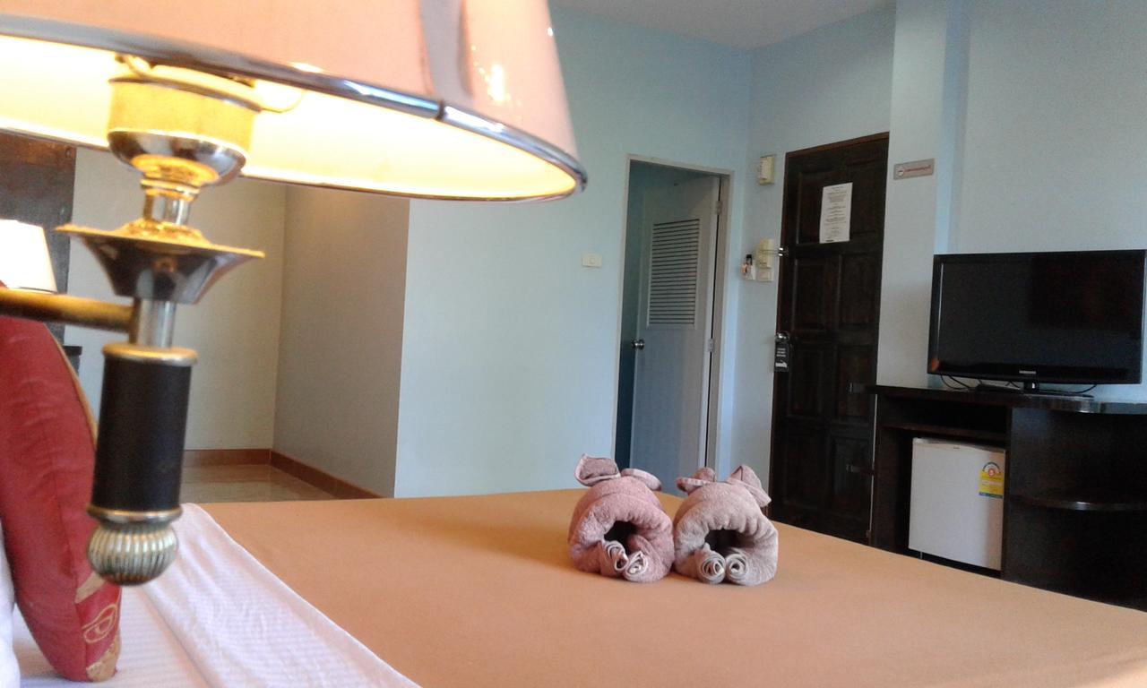 Hotel Feng Shui House Patong Esterno foto